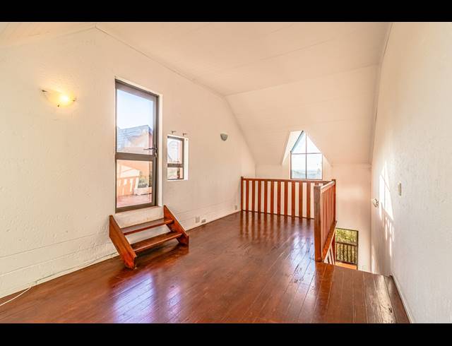 1 BEDROOM SECTIONAL TITLE FOR SALE IN DOUGLASDALE